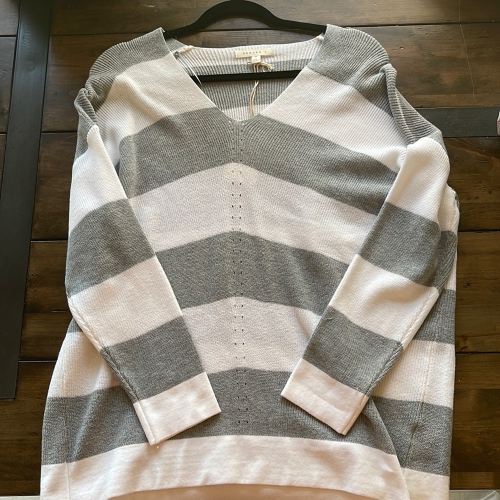 Vici sweater